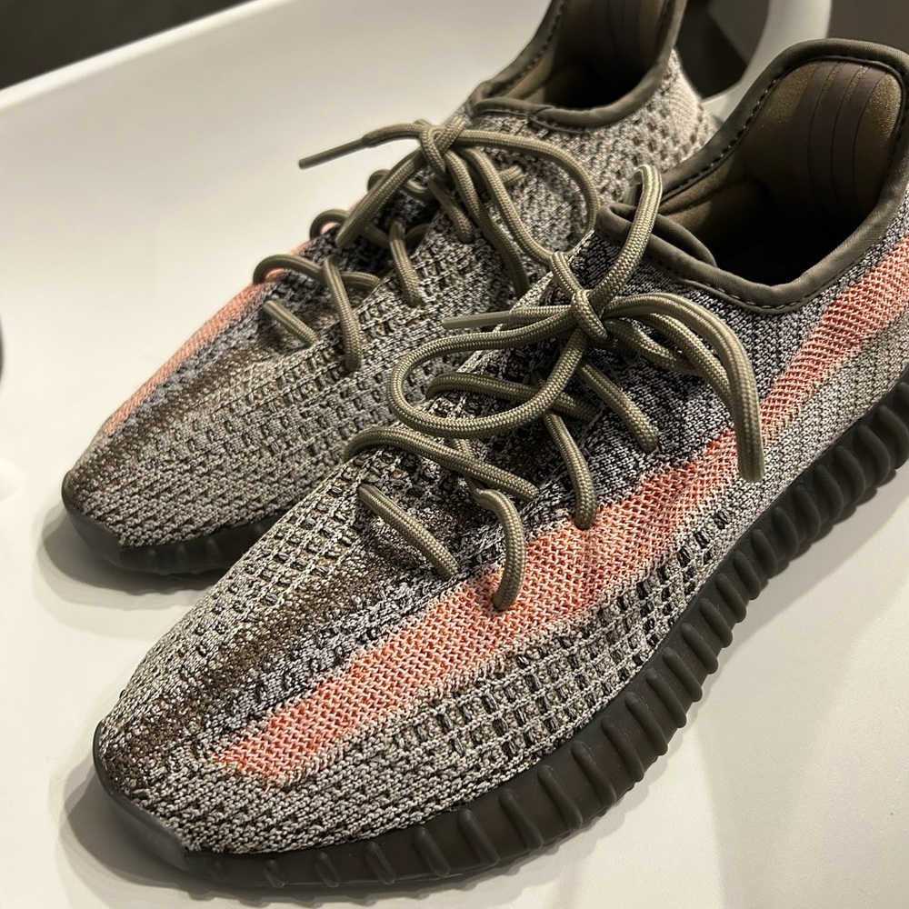 Yeezy boost 270 only been worn once
